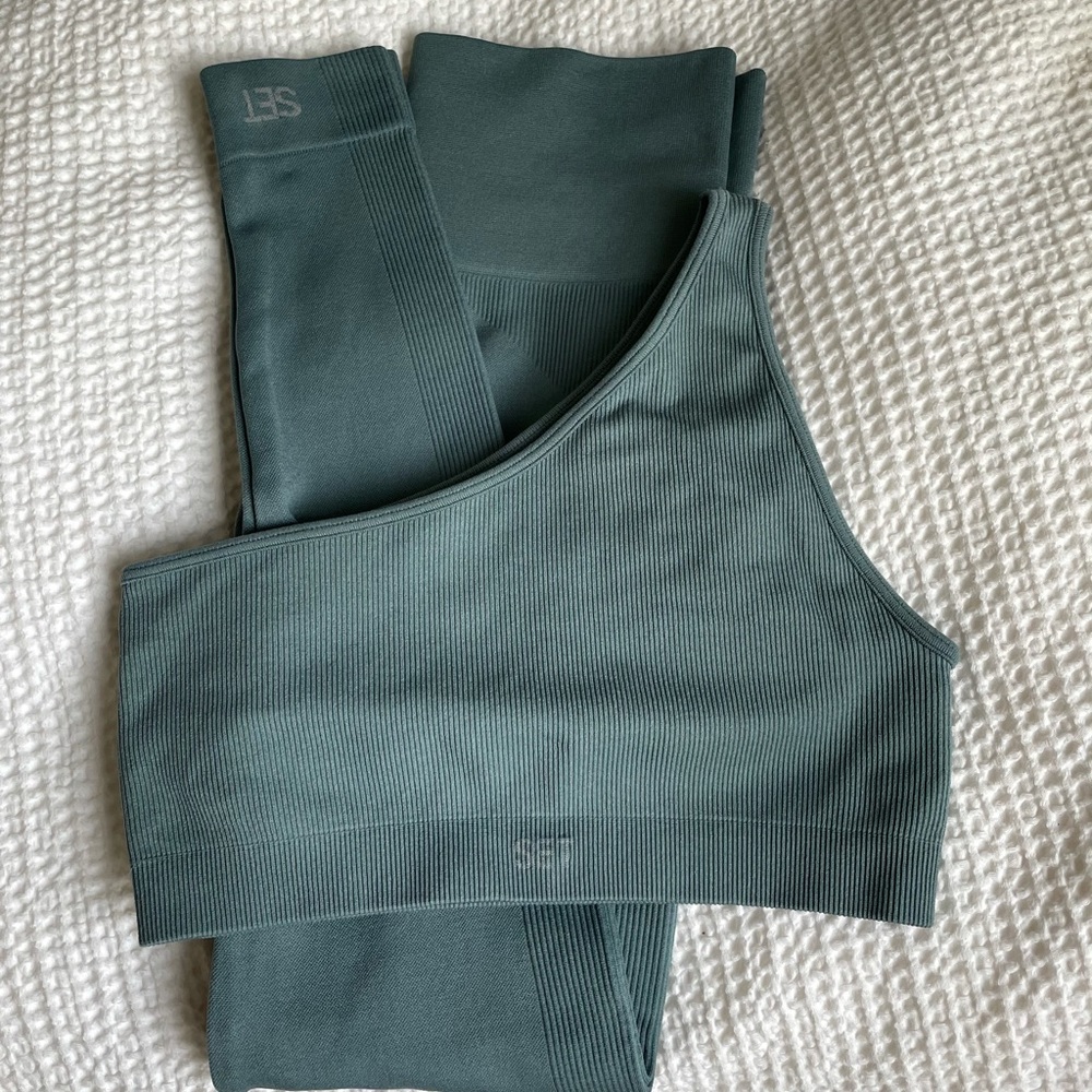 SETactive Wave One shoulder+ Leggings